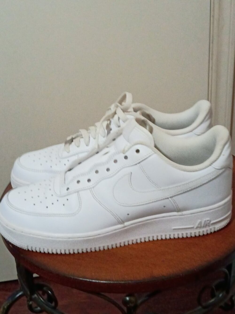 Nike Air Force 1 '07 Low Mens Size 10 White Athletic Shoes Sneakers CW2288-111 - Picture 9 of 14